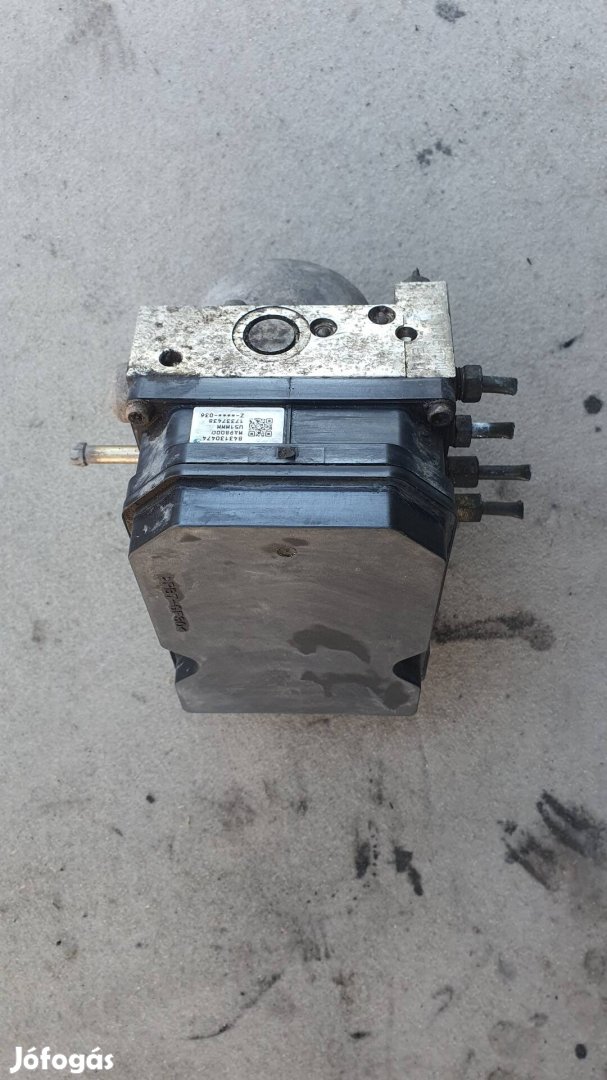 Nissan X-Trail ABS kocka