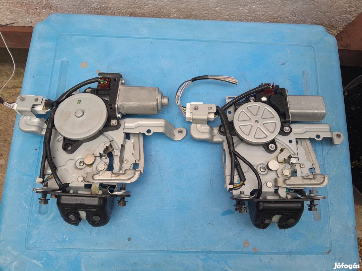 Nissan X-Trail T32 csomagtér ajtó zárszerkezet zár