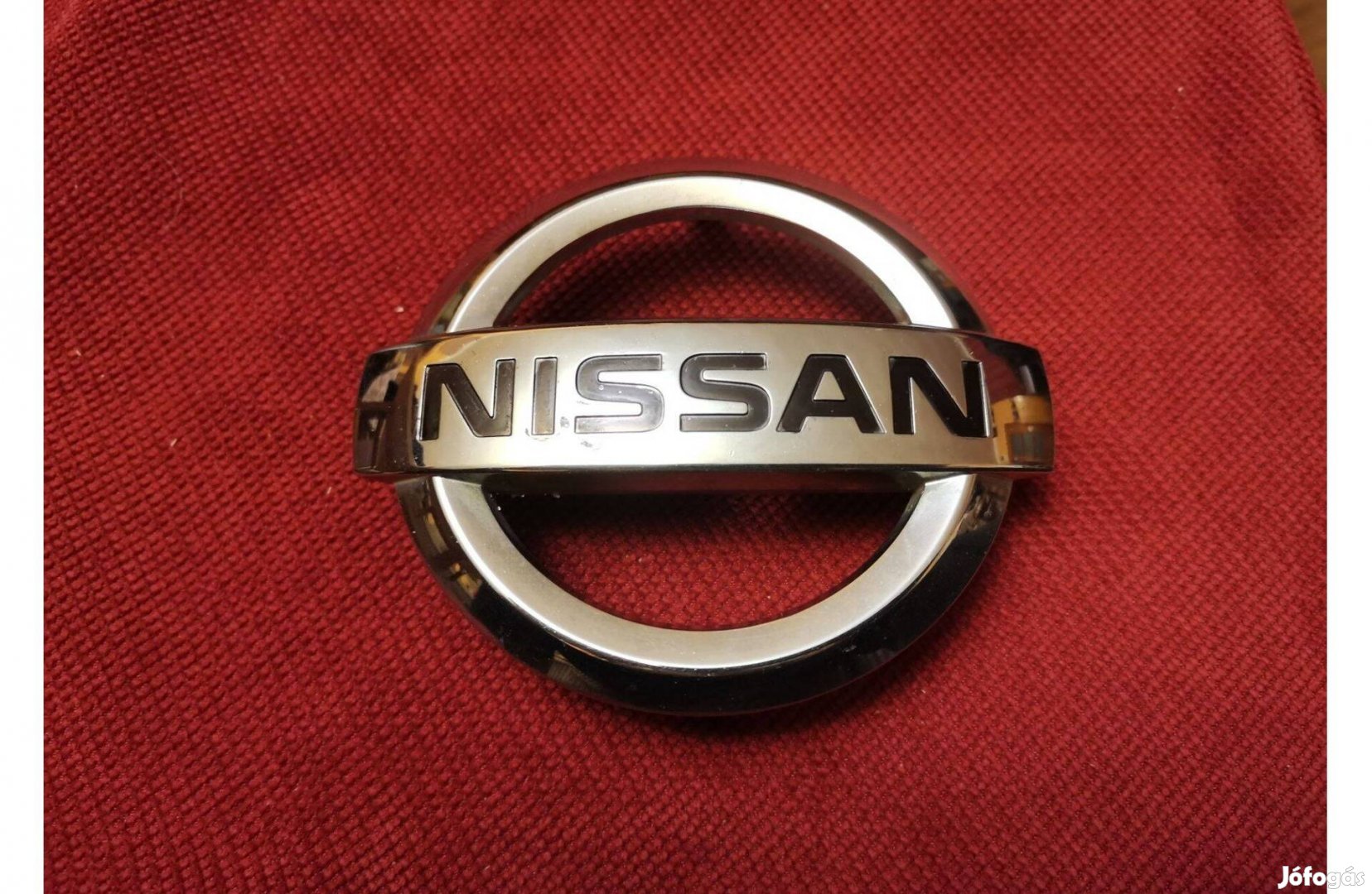 Nissan X-Trail (T30) Első Díszrács embléma