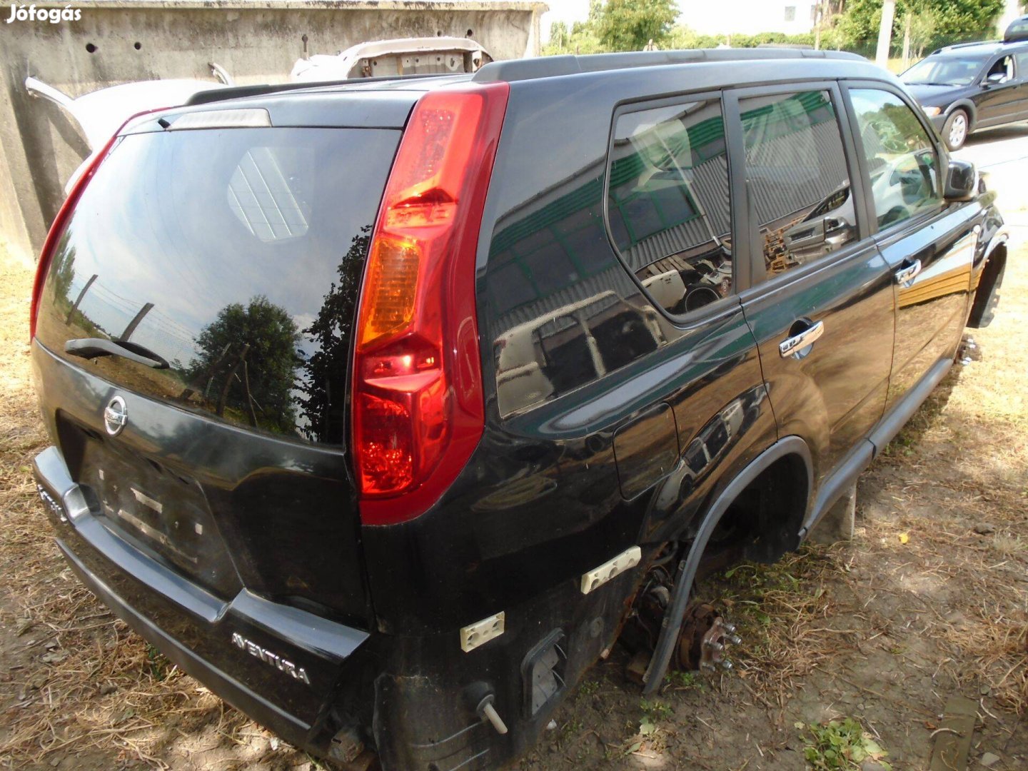 Nissan X-Trail ajtó eladó! 2.0 dci T31