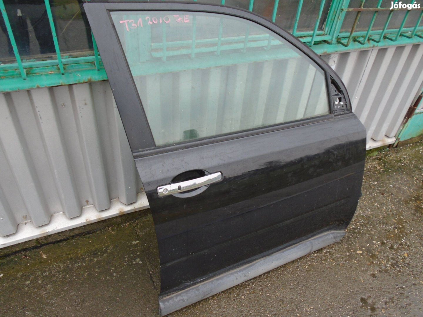Nissan X-Trail jobb első ajtó kompletten eladó! T31 2008-20015-ig