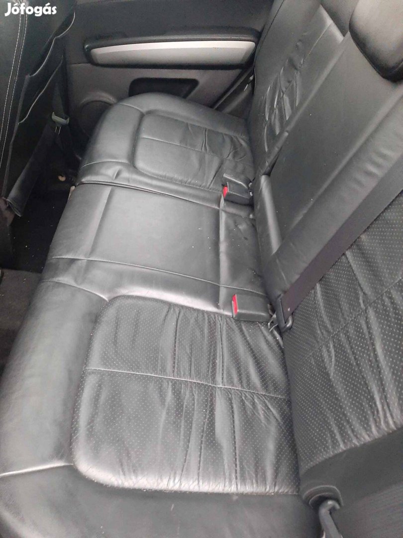 Nissan X-trail T31 bőr hátsó ülés támla ülőlap fejtámla