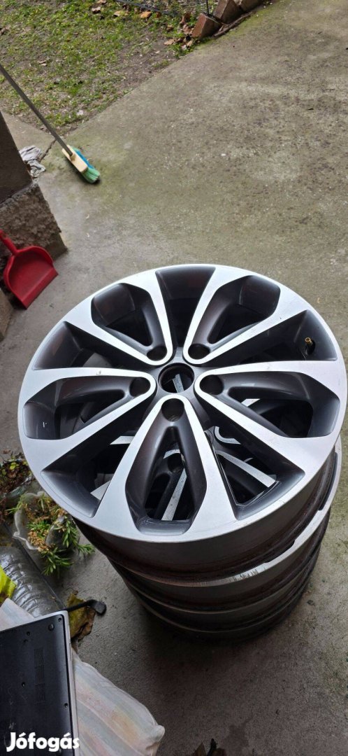 Nissan ,Renault Alufelni 18"col 5x114.3