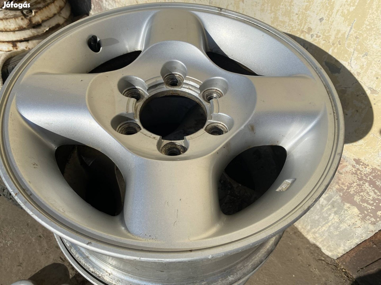 Nissan, alufelni, könnyűfém felnik.