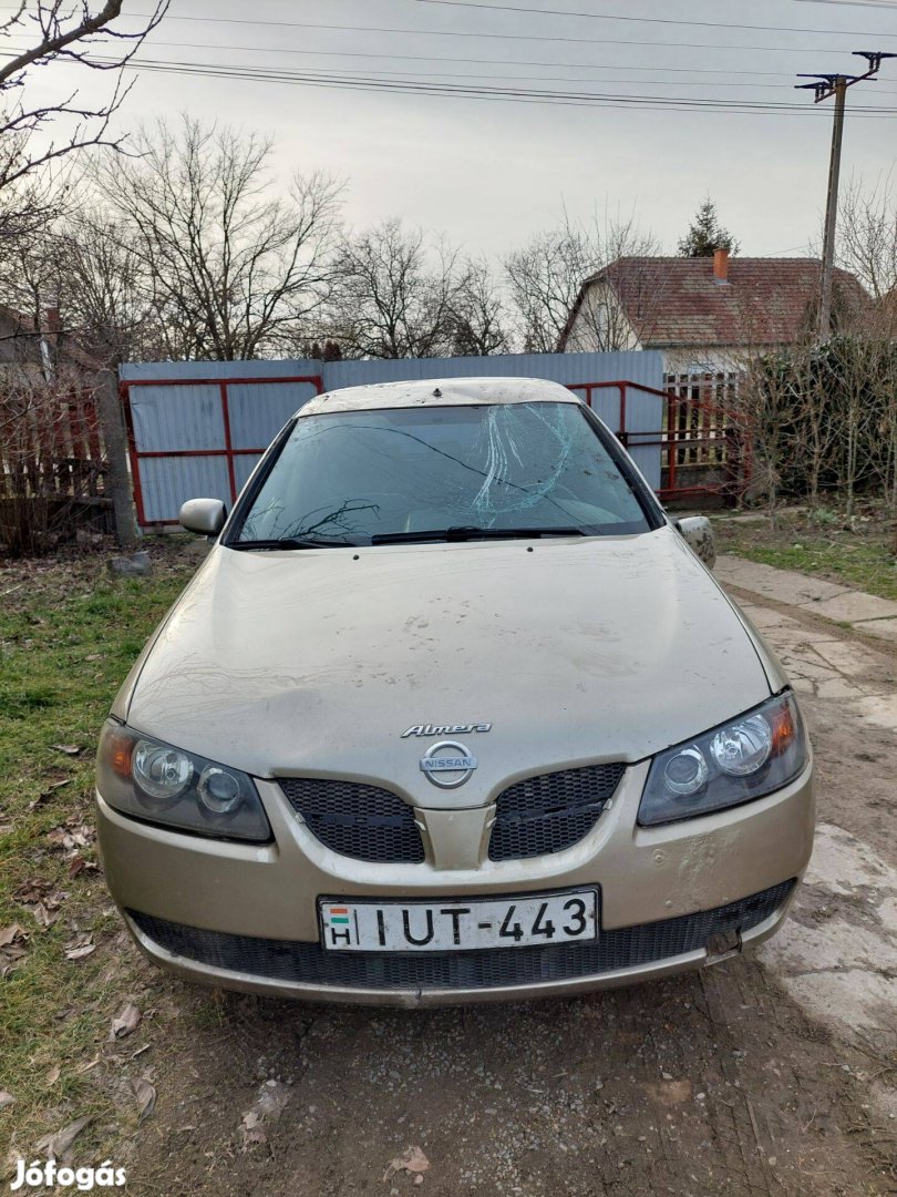 Nissan almera 1.5 törött