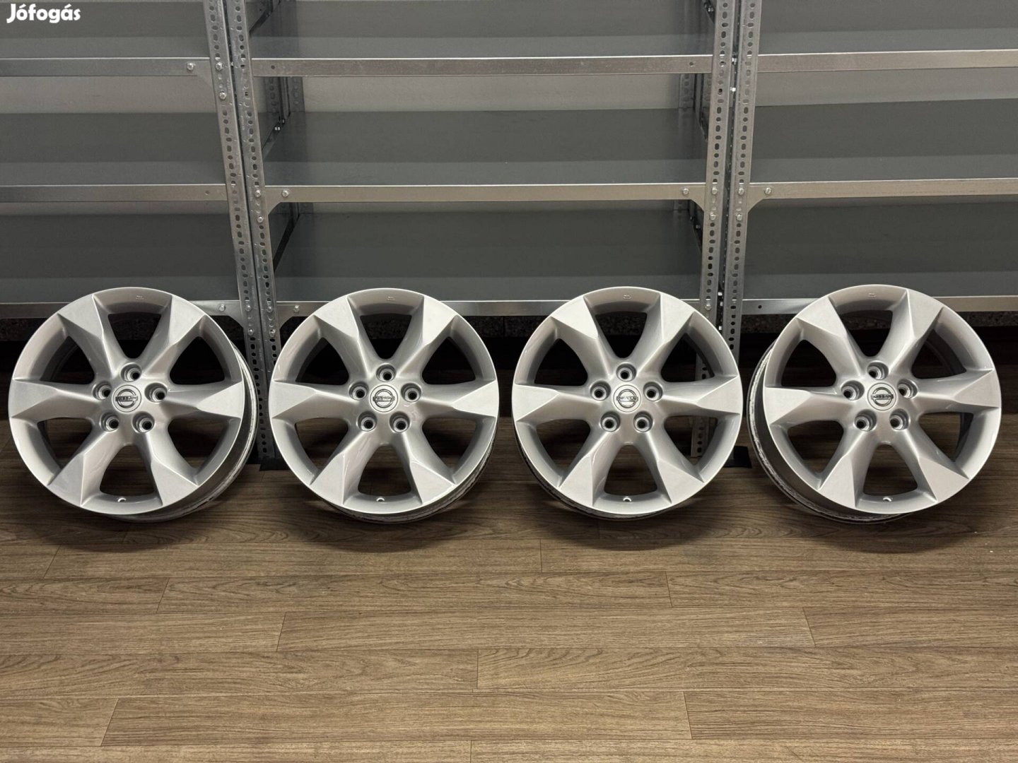 Nissan alufelni 7x17" 5x114,3 ET47