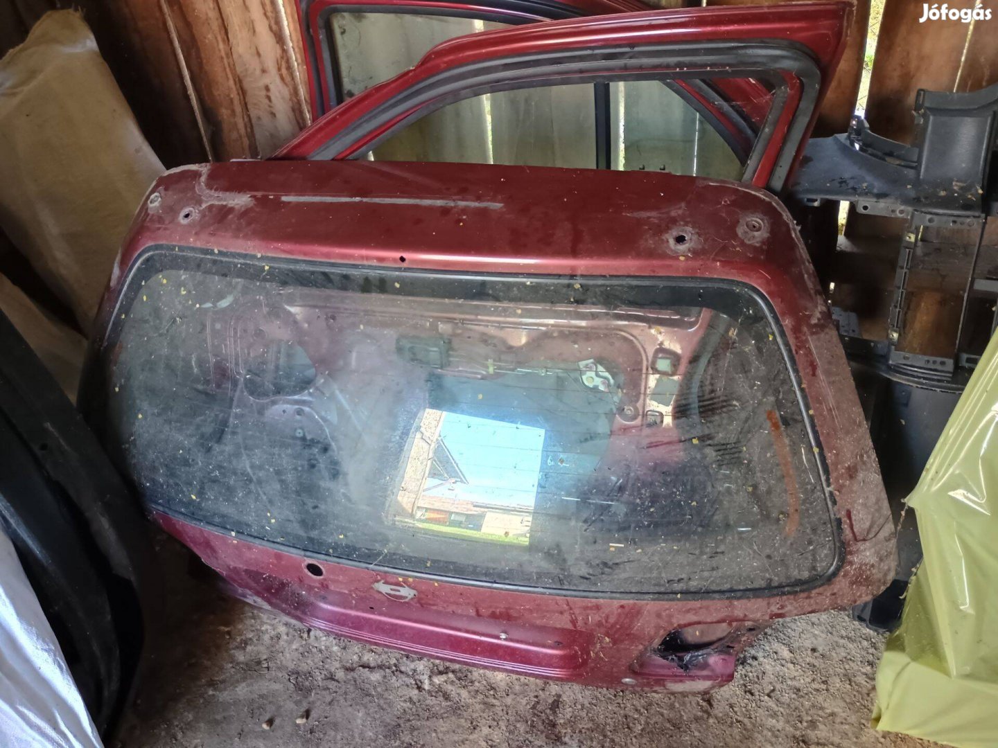 Nissan autó alkatrész