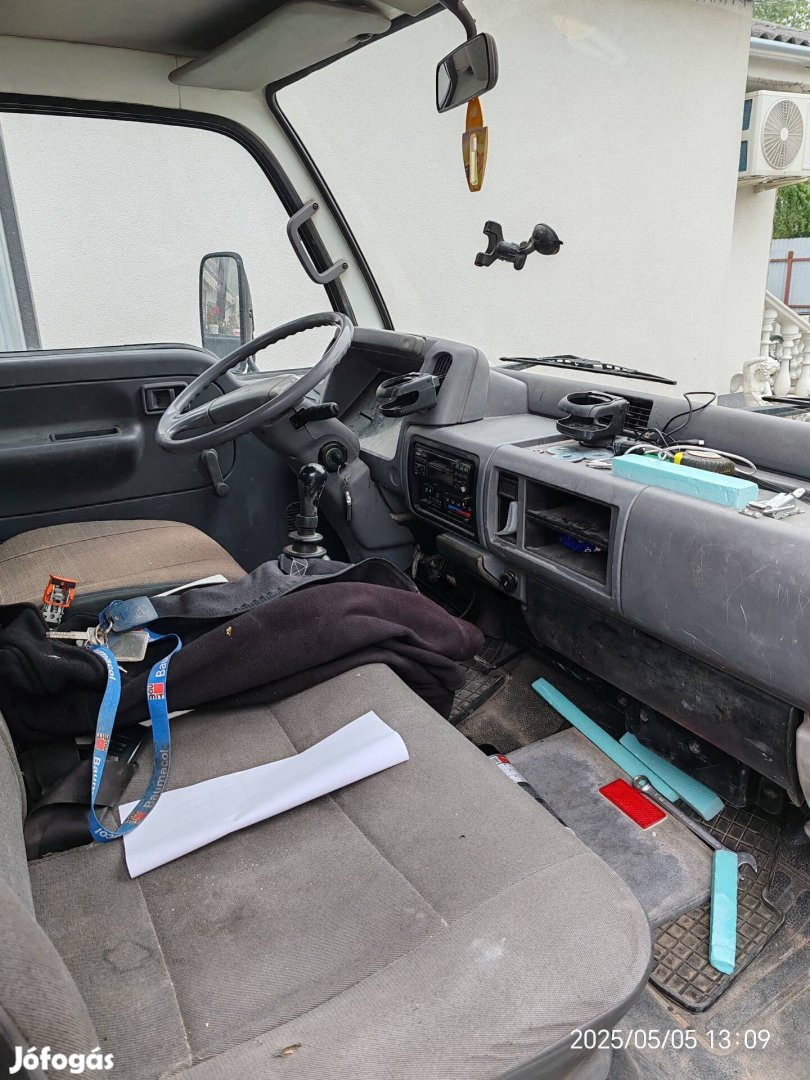 Nissan cabstar 3000td 