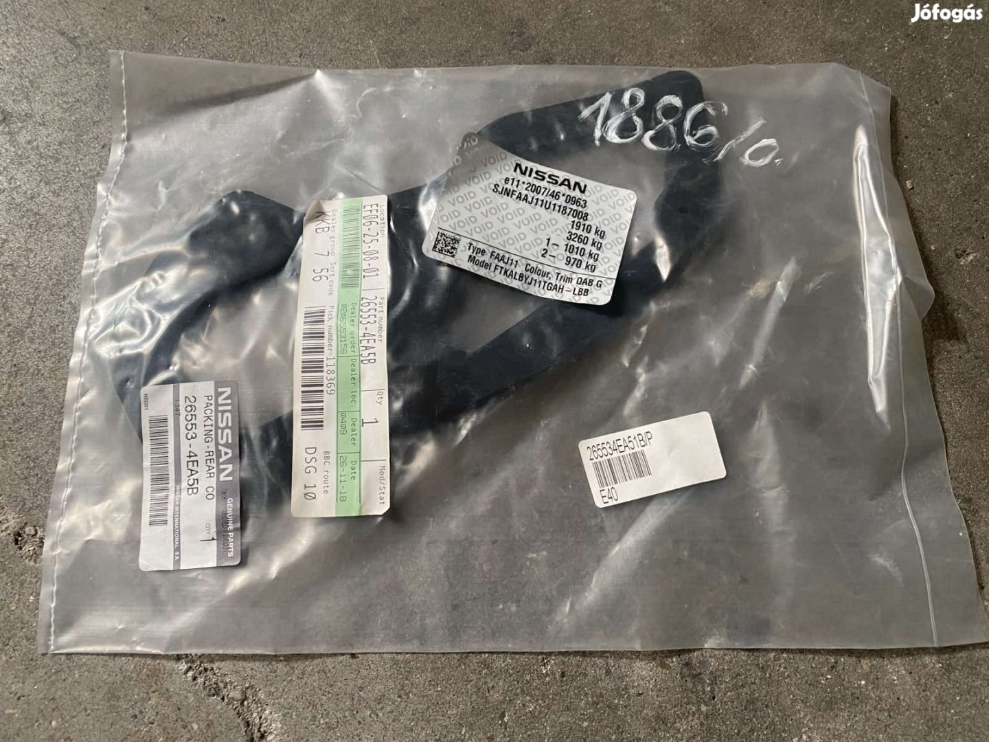 Nissan hátsó csomagolás eladó
