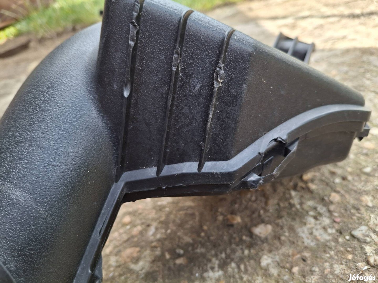 Nissan juke levegöszüró szivászajcsilapitó 3ym00