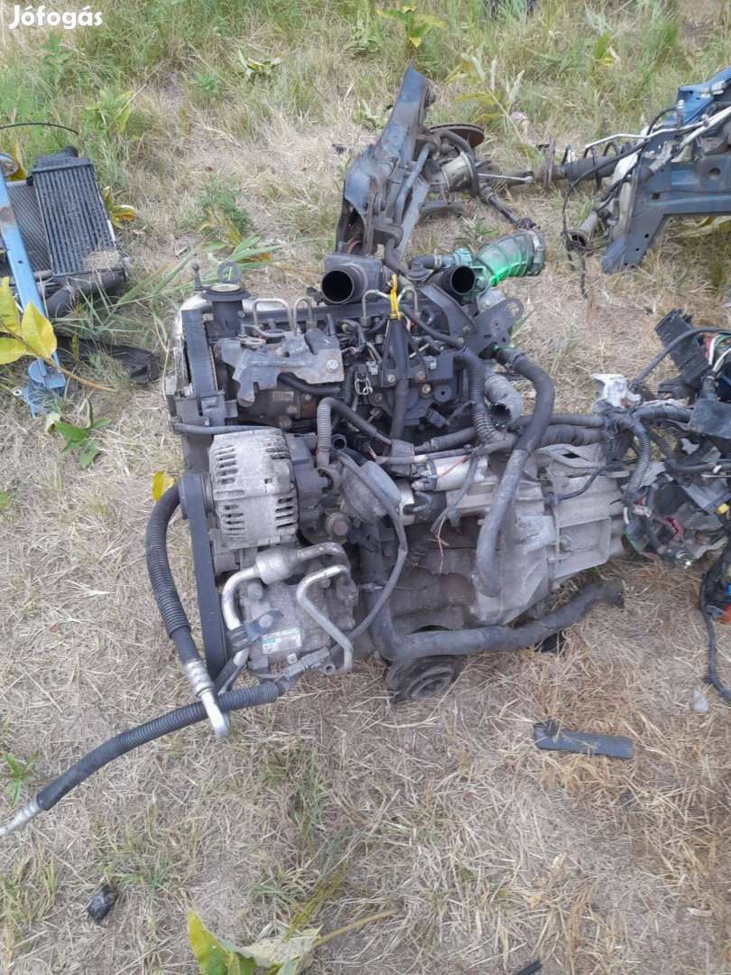 Nissan micra k12 1,5 diesel motor