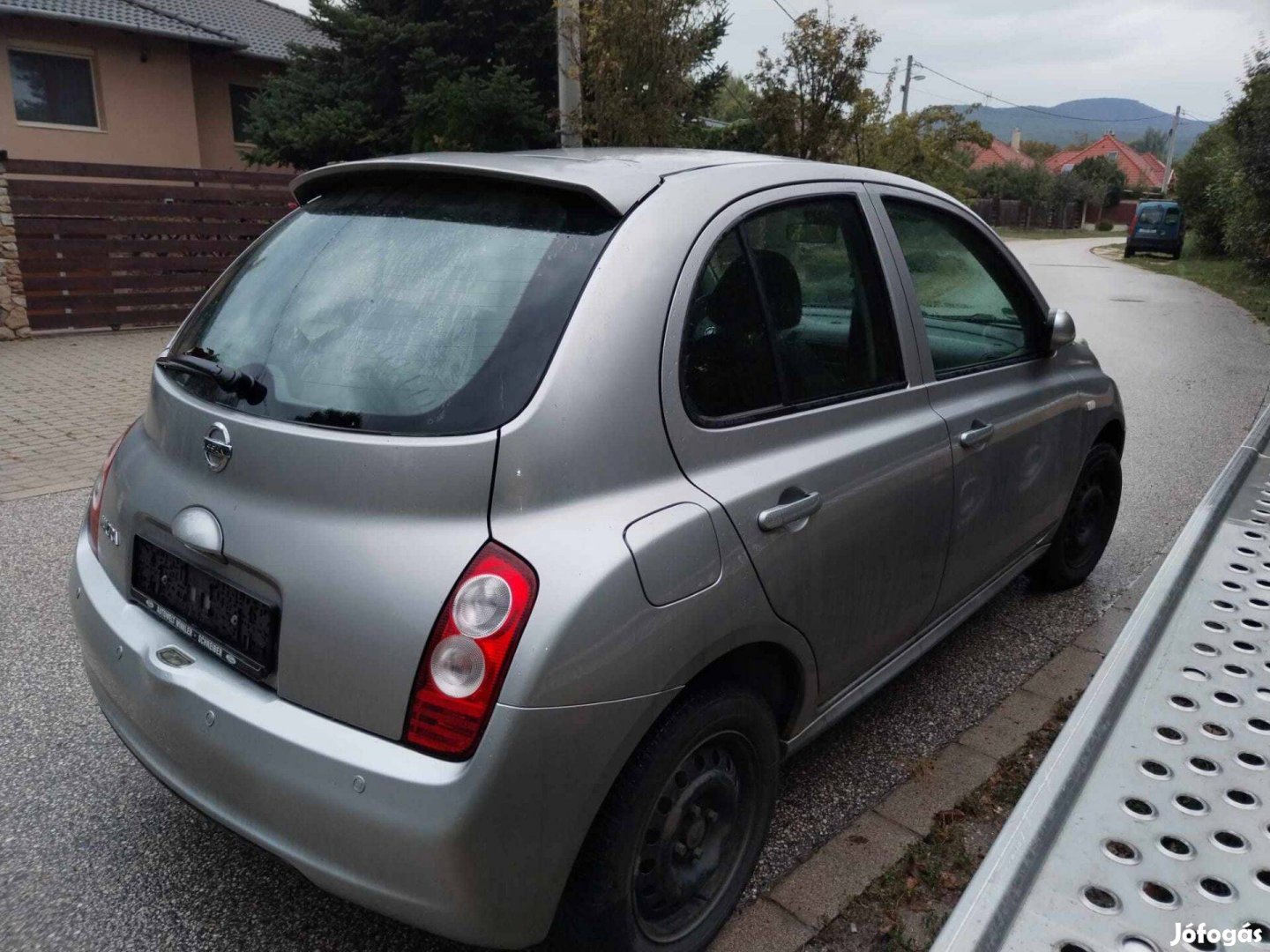 Nissan micra motorház és lökháritók eladó