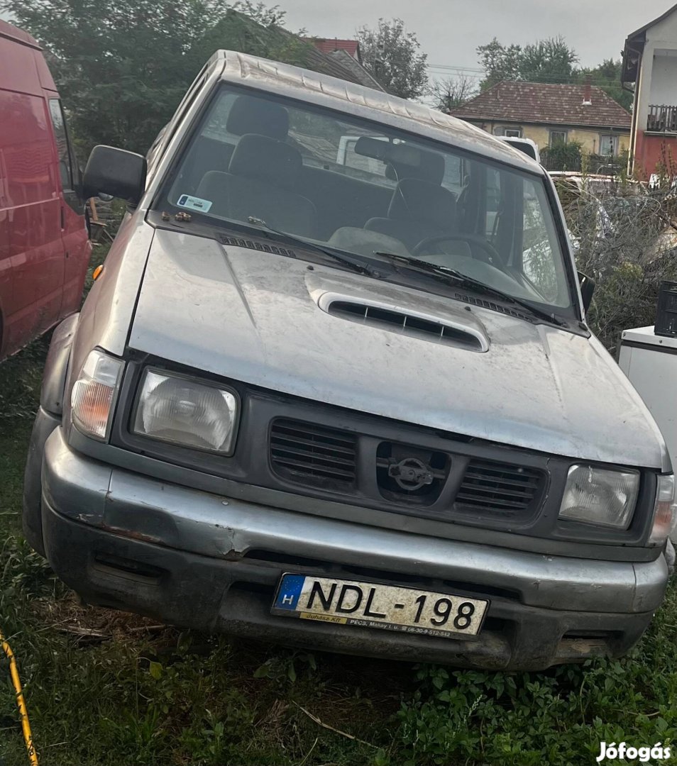 Nissan navara