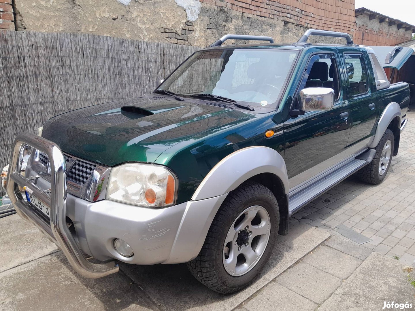 Nissan navara