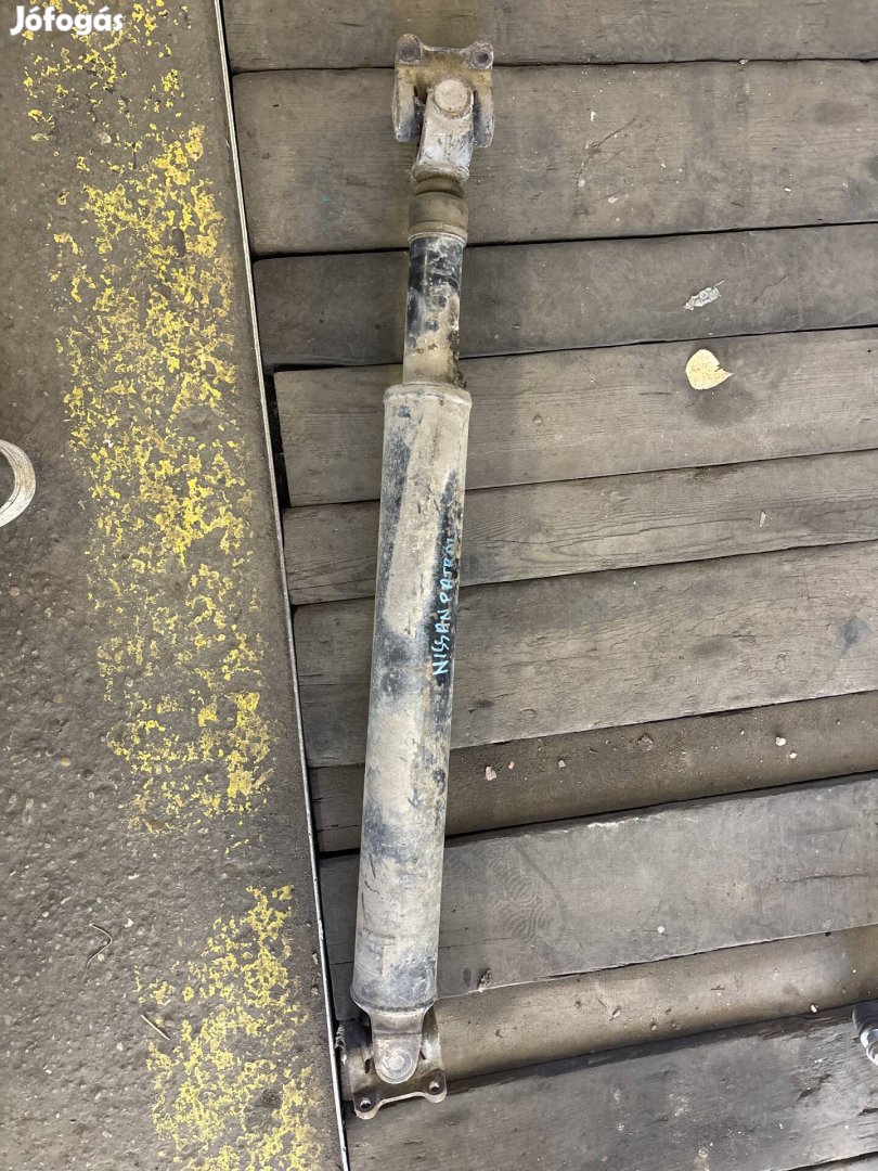 Nissan patrol y61 lökhárító sarok, kardán eladó