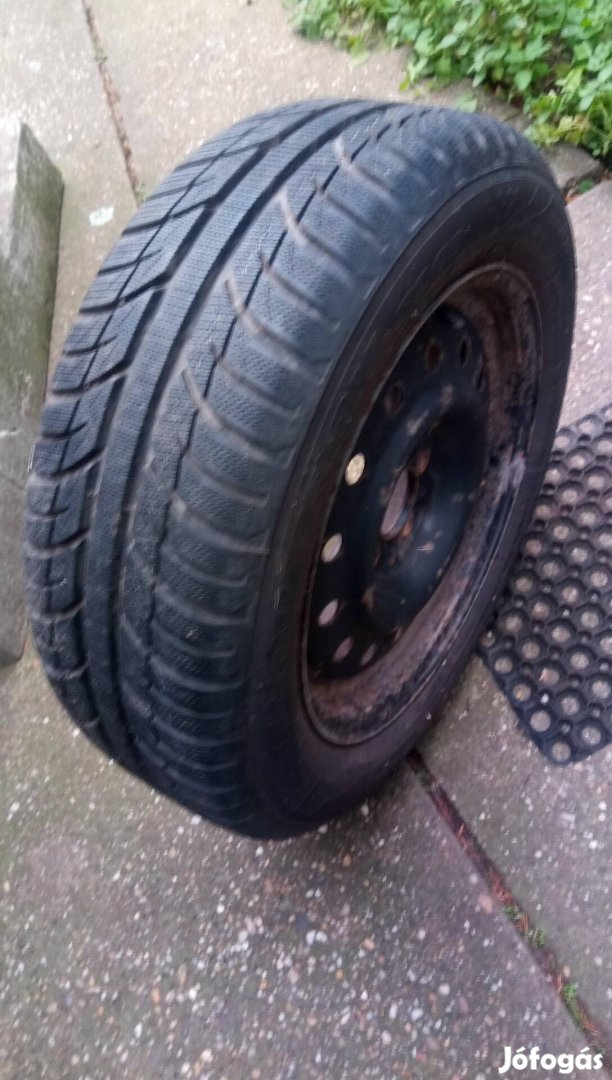 Nissan primera felni+ gumi négy évszakos 