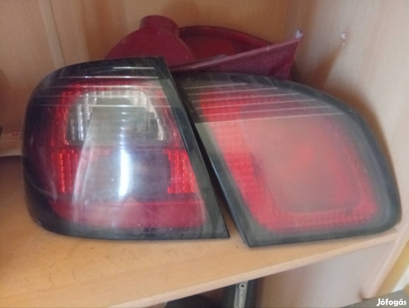 Nissan primera p11 hátsó lampa