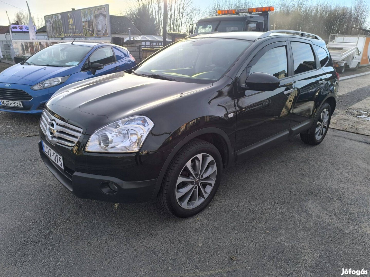 Nissan qashqai 2.0 benzin 7 személyes!