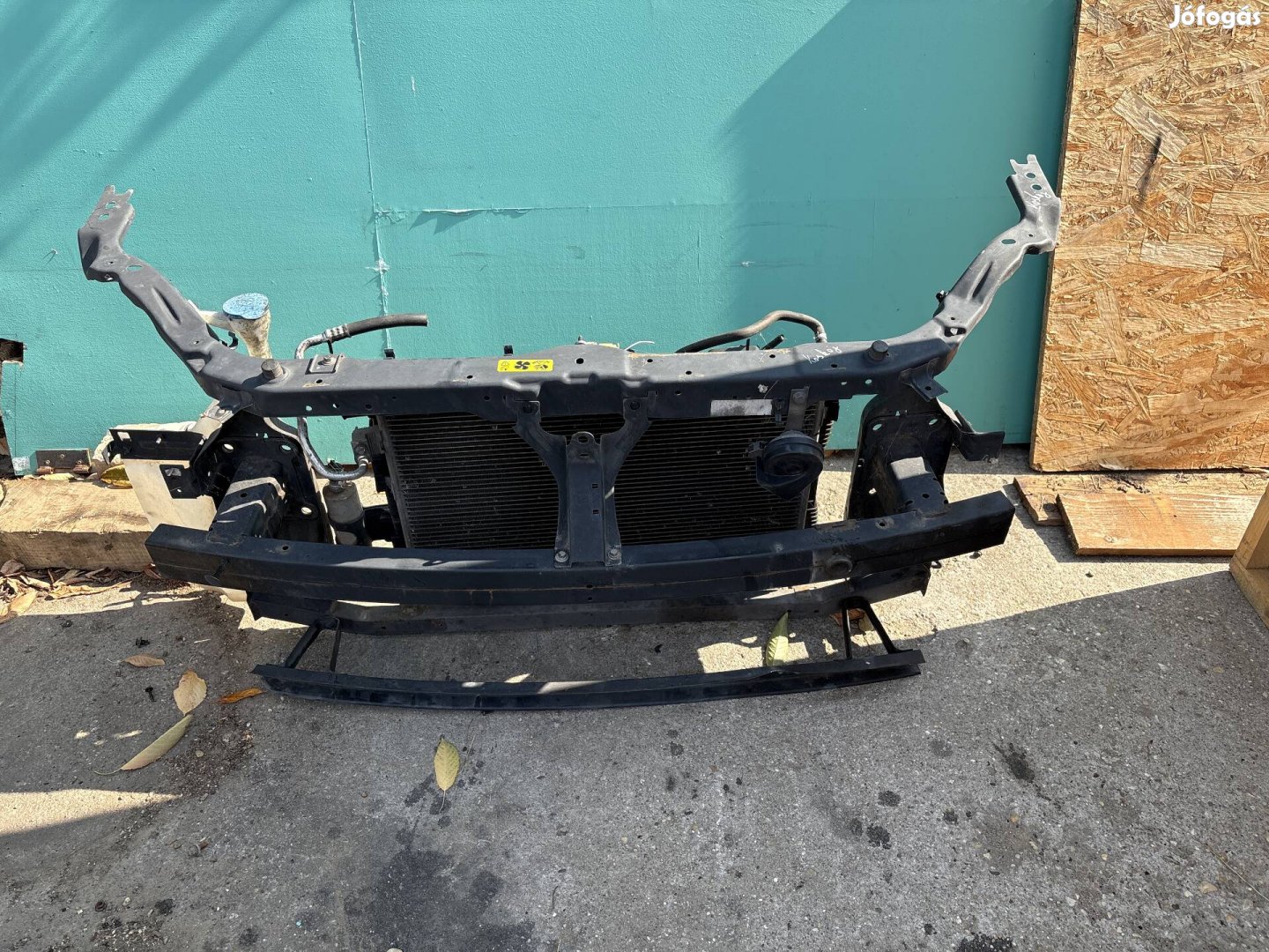 Nissan qashqai homlokfal
