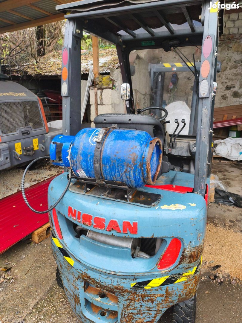 Nissan targonca eladó