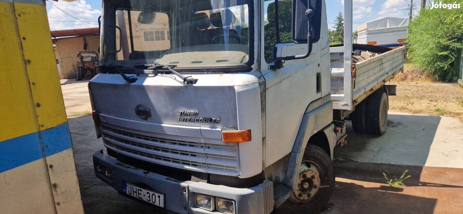 Nissan tehetautó
