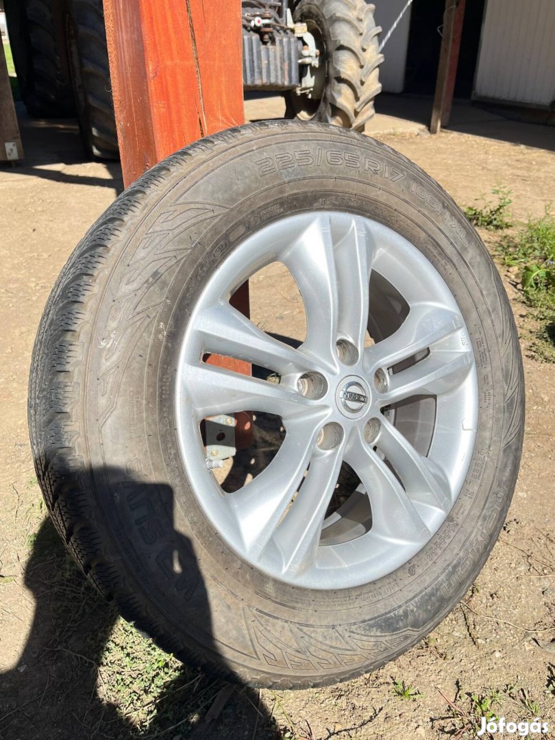 Nissan téli gumiabroncs 4db