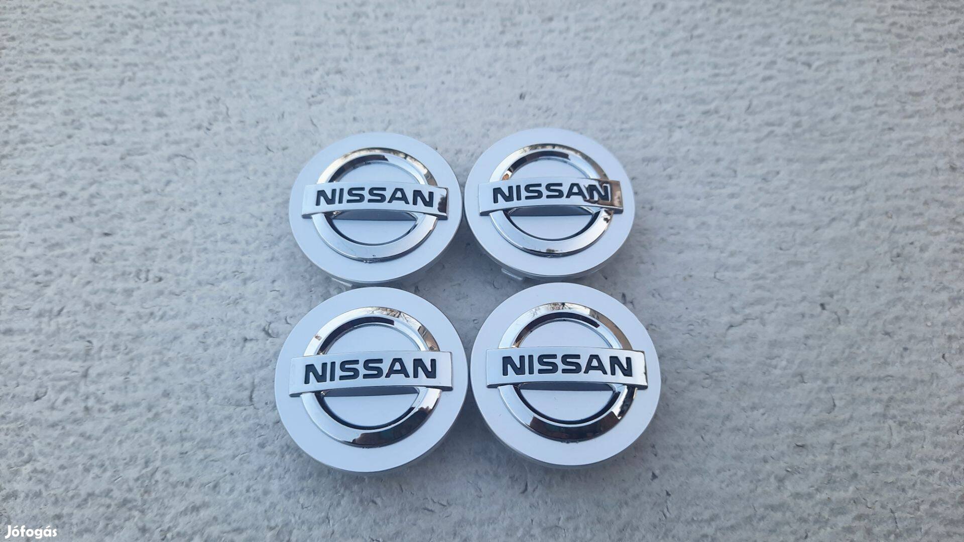 Nissan új felni díszkupak közép felnikupak kerékagy kupak 54mm