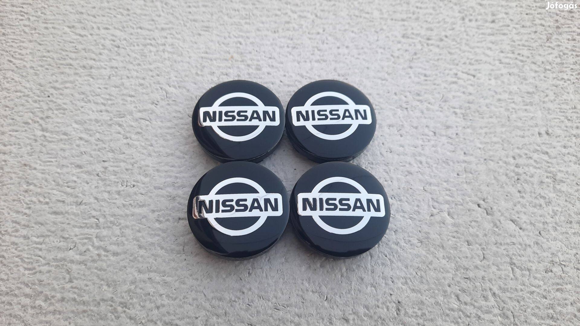 Nissan új felni díszkupak közép felnikupak kerékagy kupak 56mm