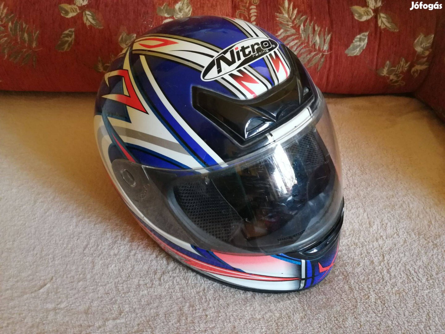 Nitro N300Vx bukósisak olcsón eladó