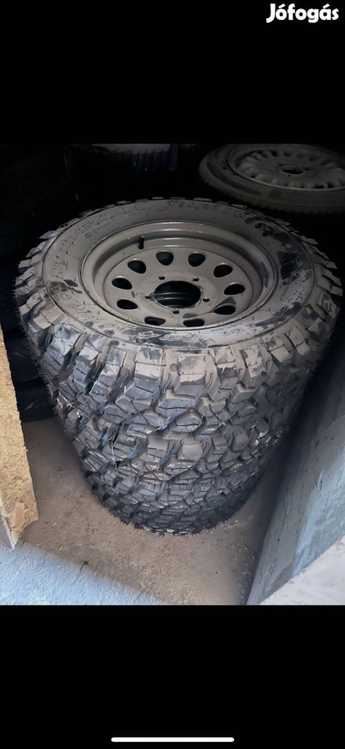 Niva,Suzuki felnik új terepgumikkal 