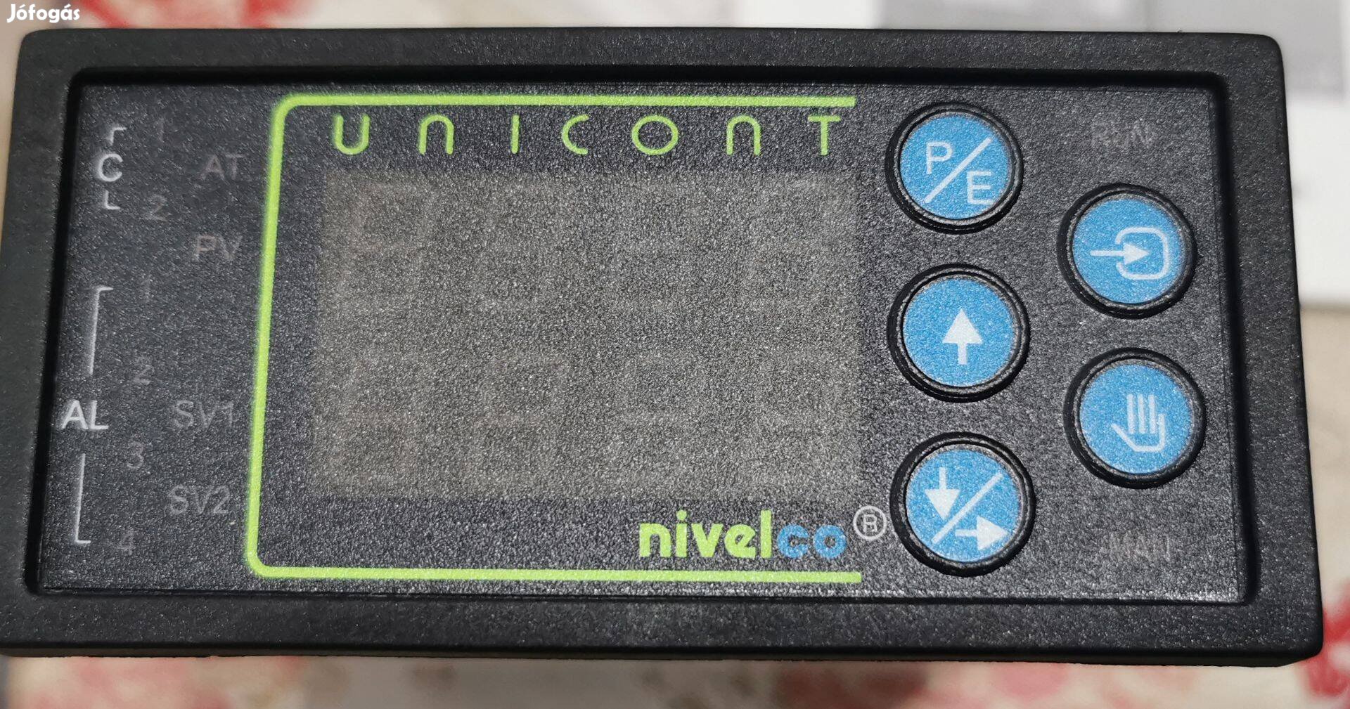 Nivelco Unicont Pmm-312 univerzális szabályzó kijelző