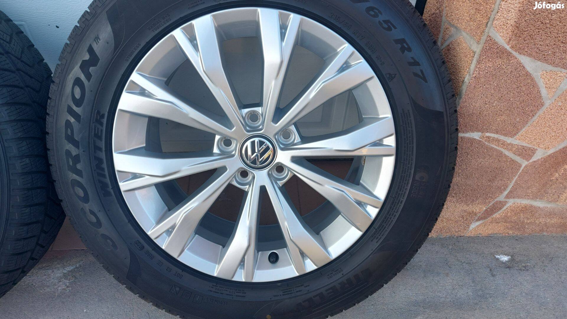 Nnn 2 Gyári, VW Tiguán II 5NA /Montana/ 17" alufelni téli gumikkal