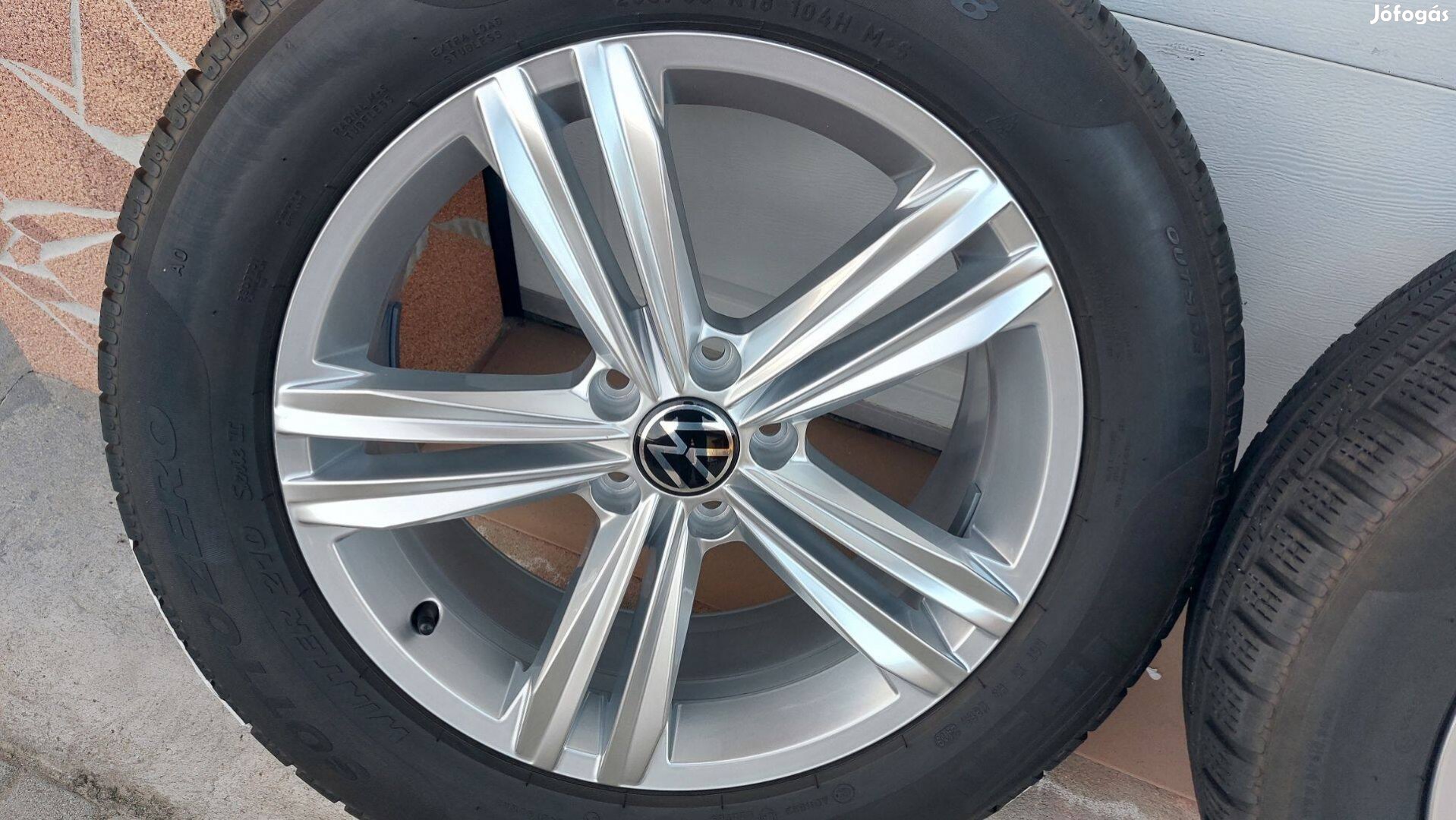 Nnnn 3,Gyári, VW Tiguán II 5NA Sebring 18" alufelni,Téligumi