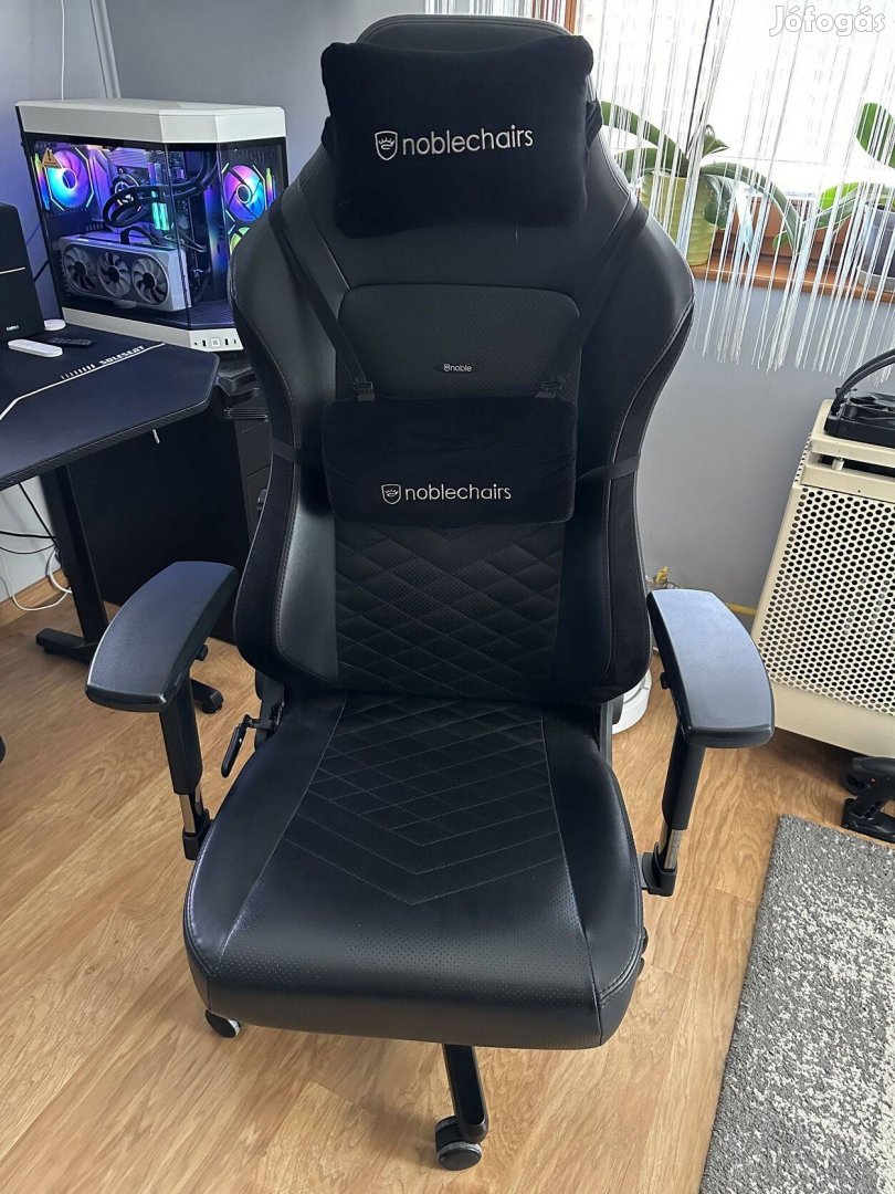 Noblechairs Hero