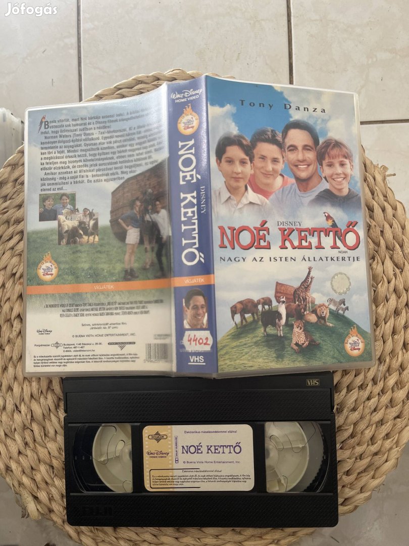 Noé kettő vhs.    