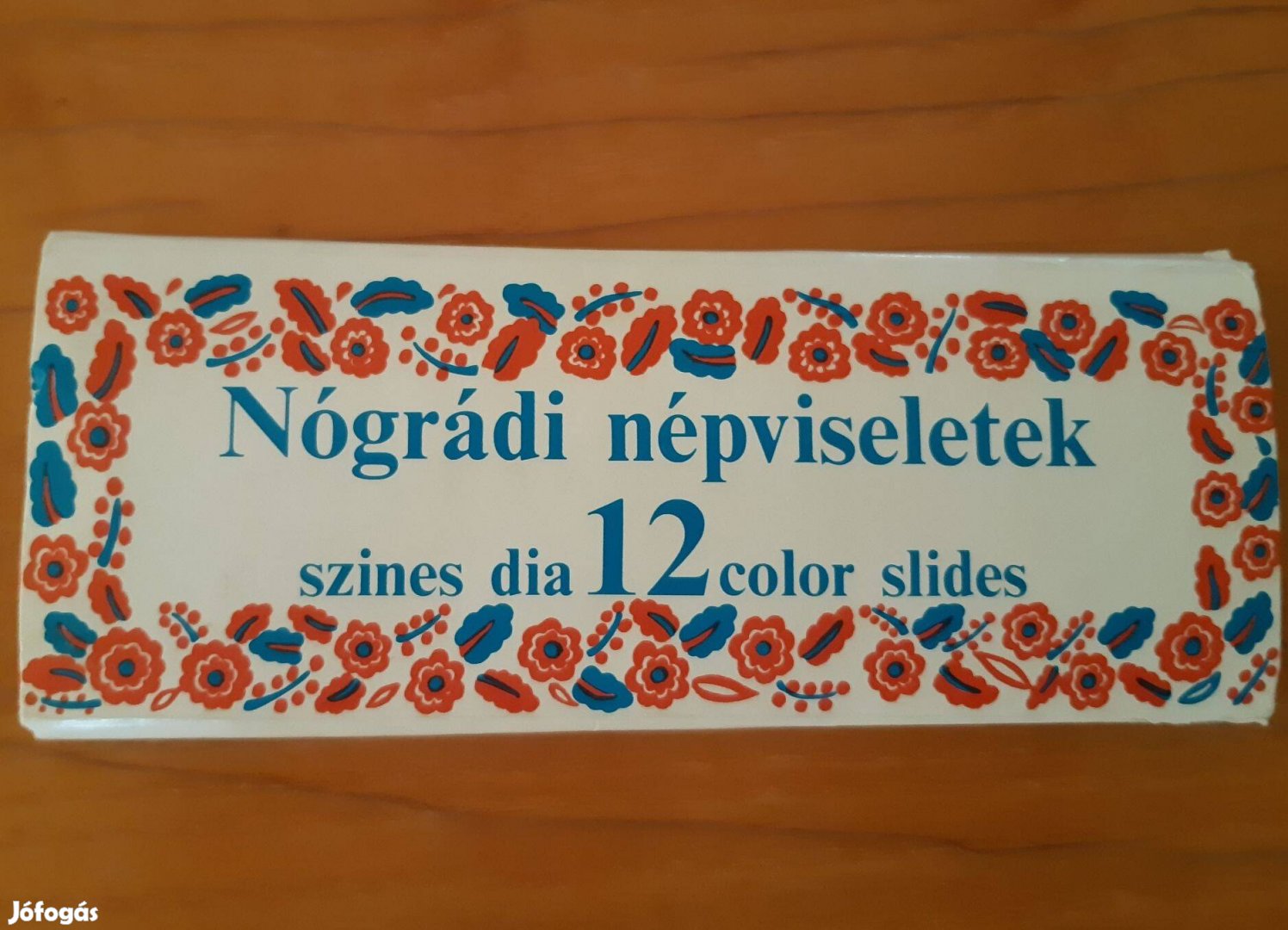 Nógrádi népviseletek diaképek