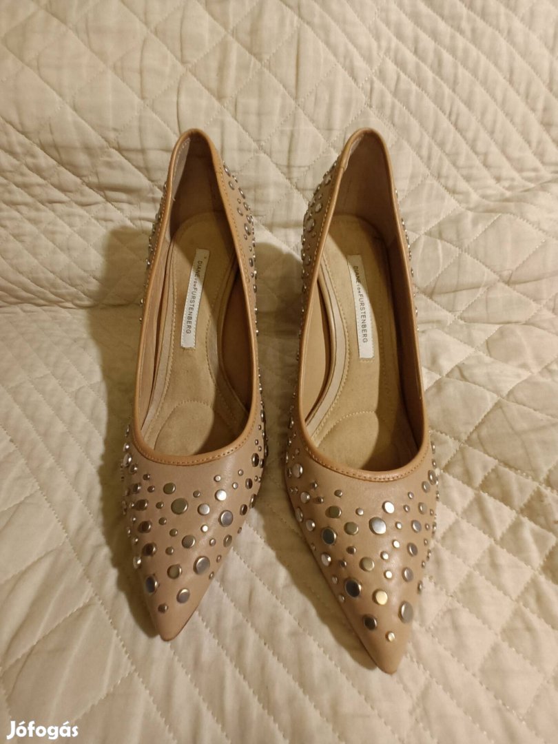 Női 37,5-es Diane von Furstenberg cipő