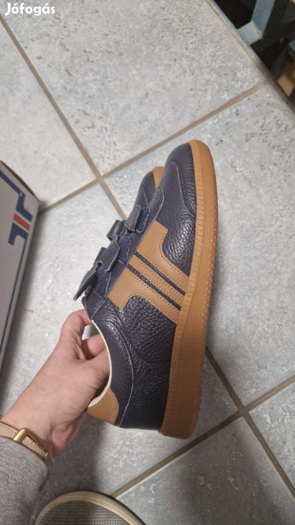 Nöi 38-as eredeti Tisza compact delux cipö