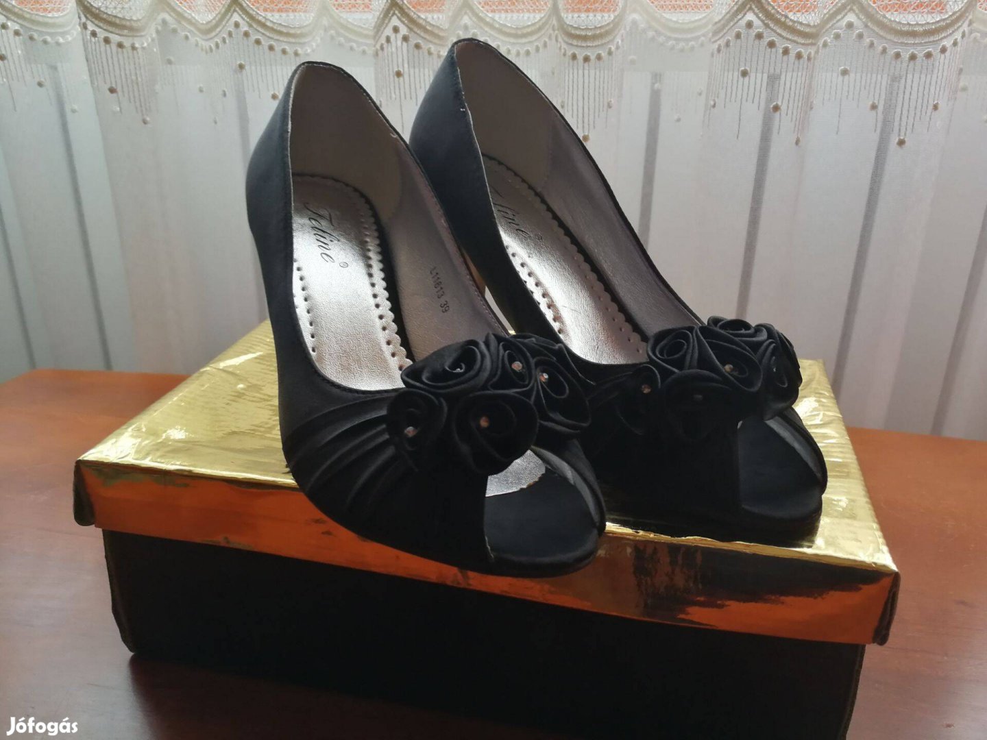 Női 39-es Alkalmi cipő, Eladó