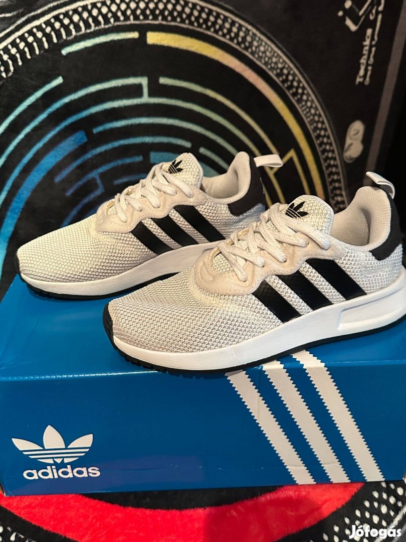 Női Adidas cipő (36,2/3 méretben) Új!