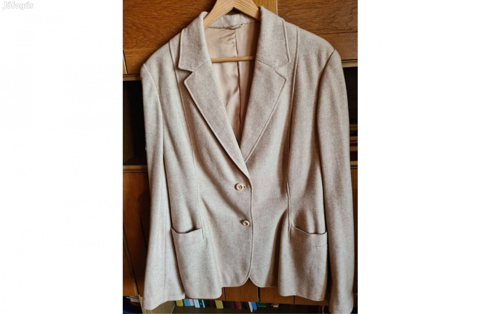 Női Bézs Blézer L-Es