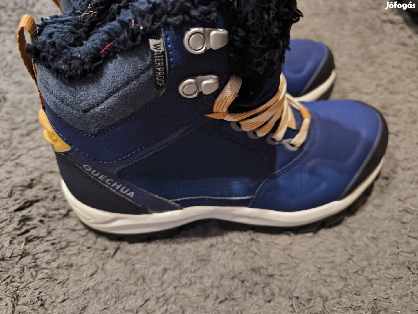 Női Decathlon bakancs