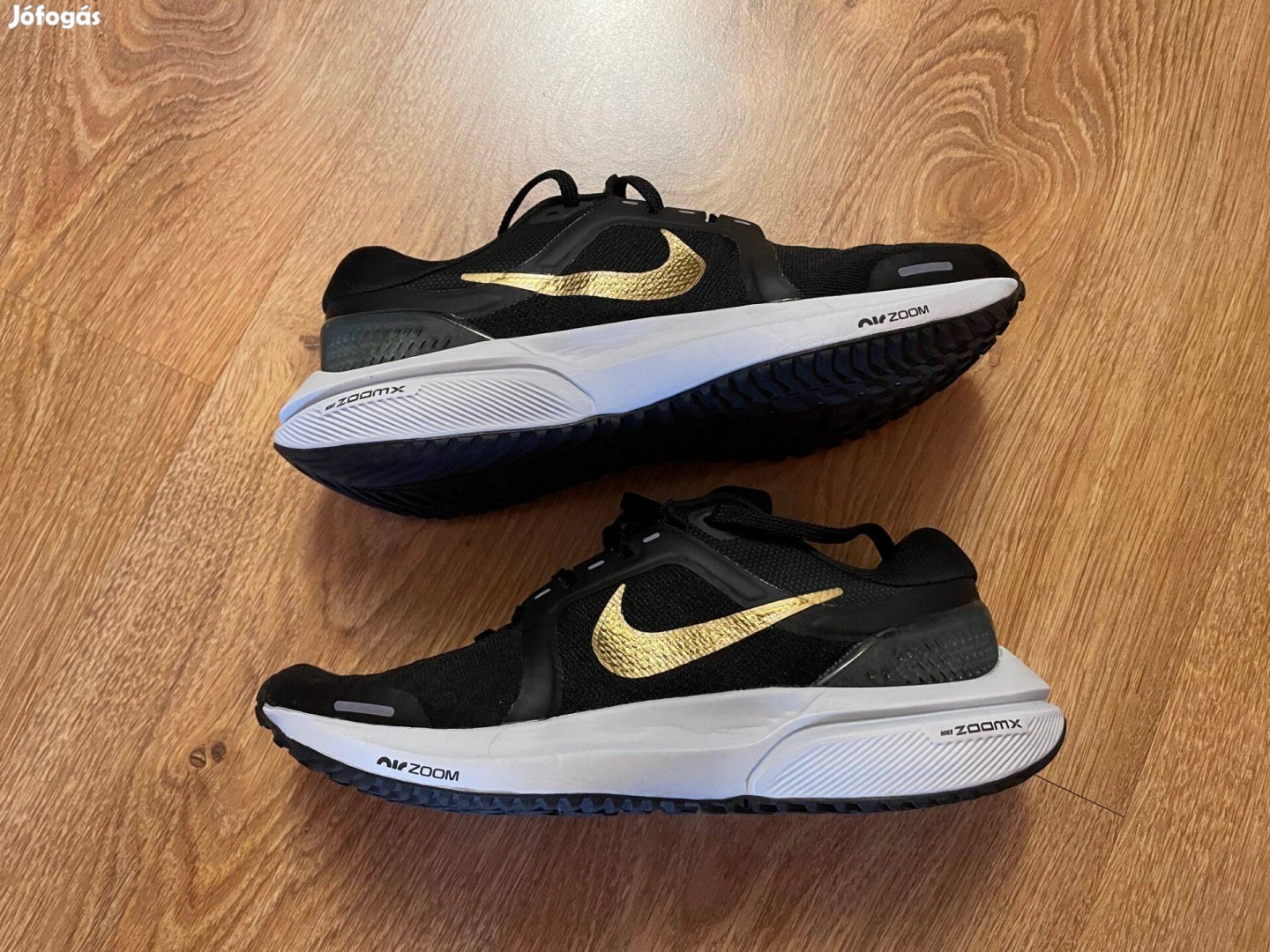 Női Nike Air Zoom Vomero 16 cipő
