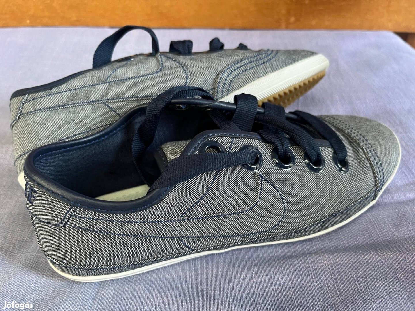 Női Nike vászoncipő 36.5 új állapotú
