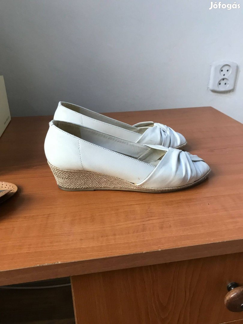 Női alkalmi cipő, fehér színű, 36-s méret