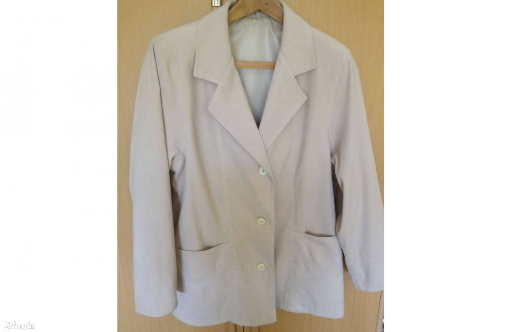 Női átmeneti kabát olcsón eladó