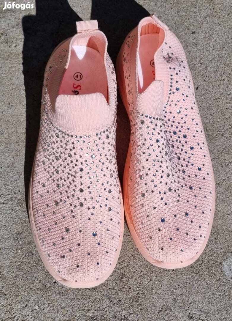 Női barackvirág színű flitteres cipő, új 2 000 Ft