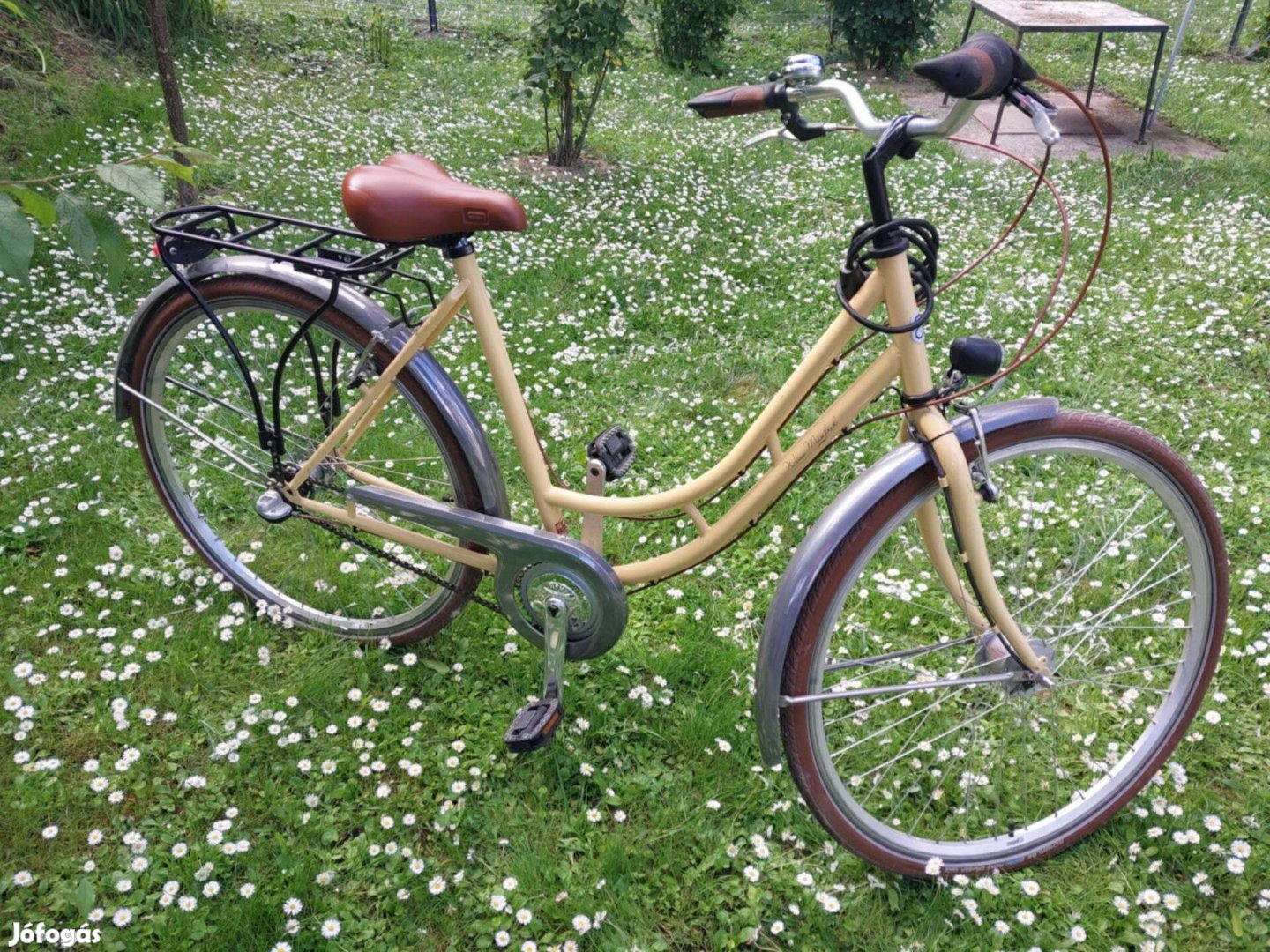 Női bicigli: Csepel Weiss Manfréd 28/22'' N3
