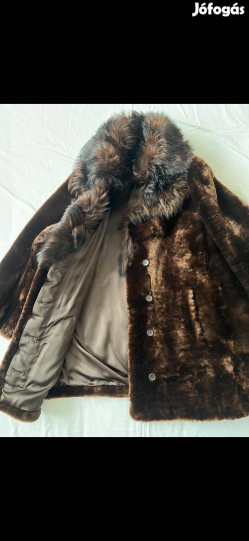 Női bunda alig használt