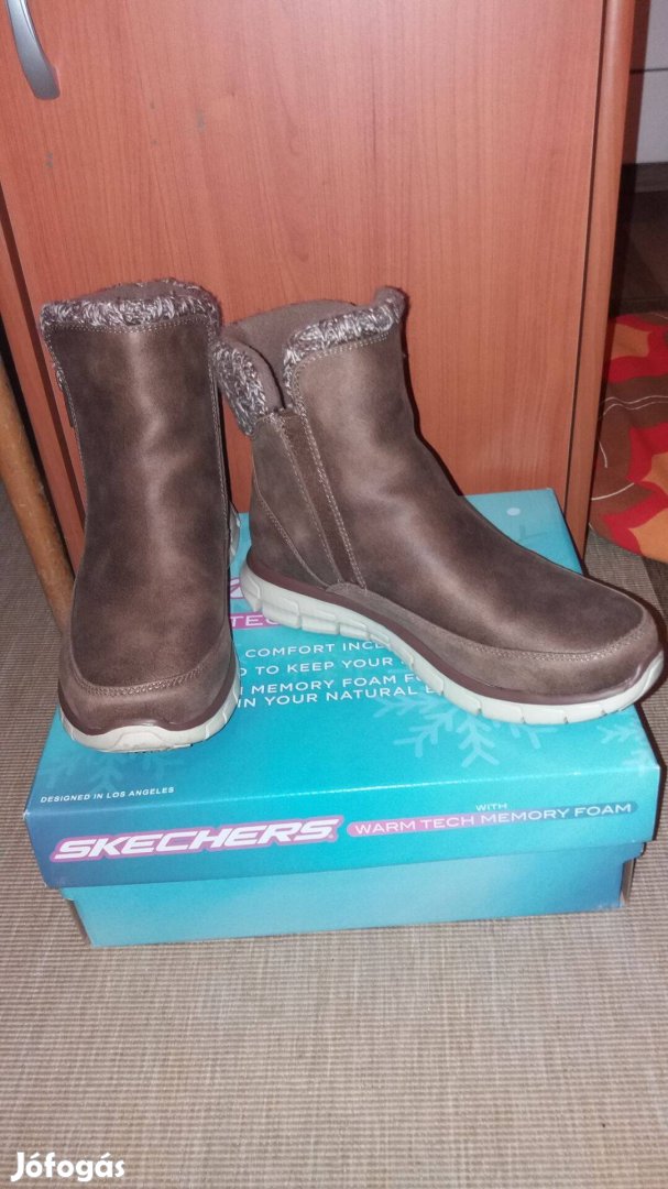 Nöi cipő Sketchers 37.5